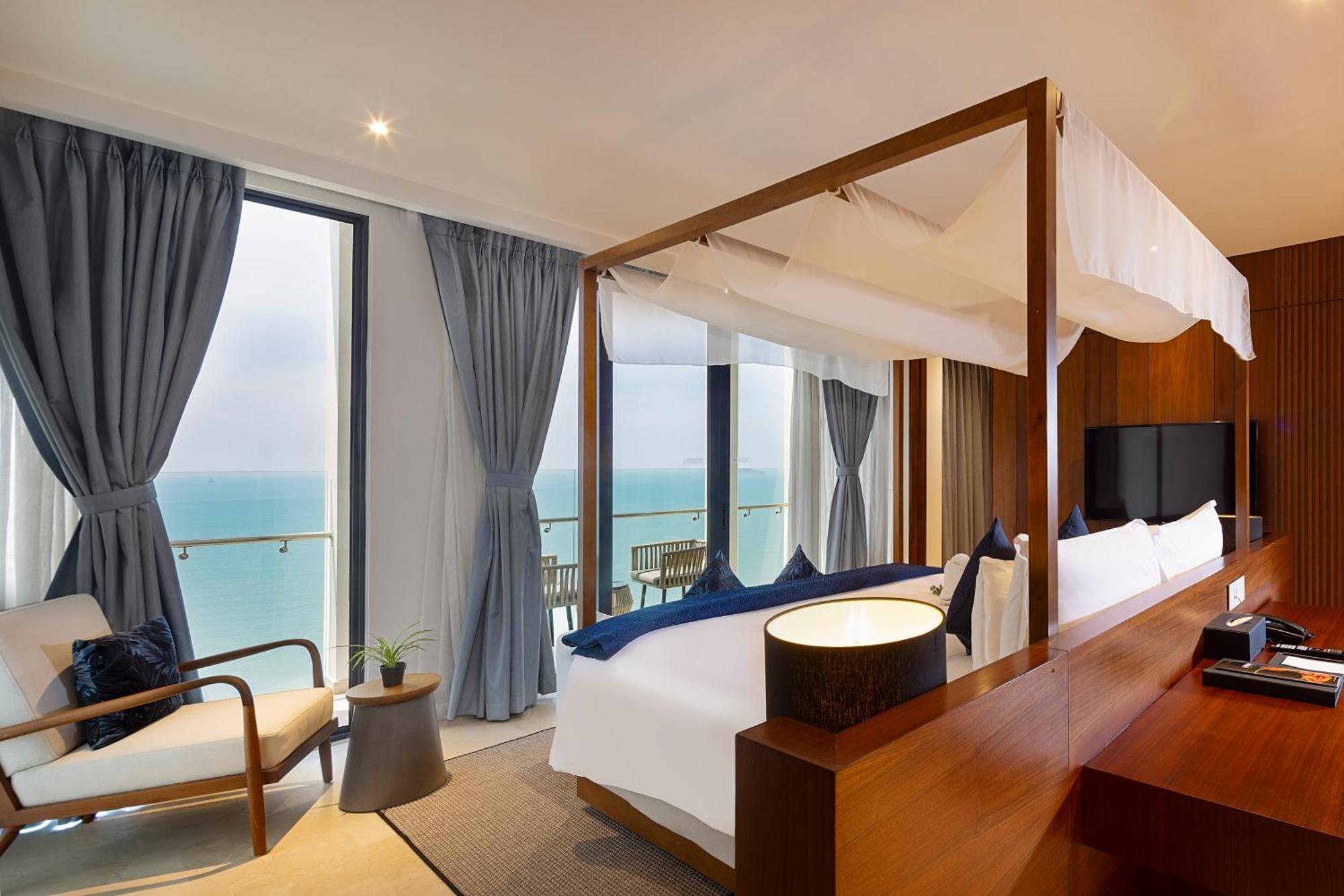 Anya Premier Hotel 퀴논 외부 사진